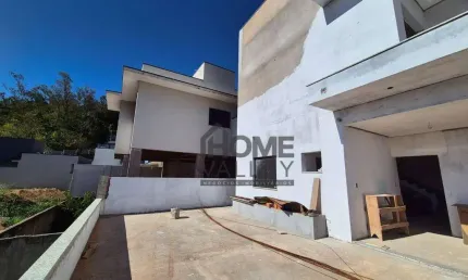 Linda casa com 3 suítes, em fase de acabamento, para venda no Condomínio Mont´Alcino, Valinhos.