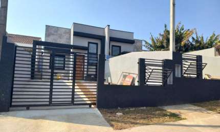 Casa com 3 quartos à venda na Rua José Maria da Silva Paranhos, Guarani, Colombo