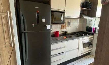 Vendo apartamento co 3/4 , sacada (Bosque da Saúde )