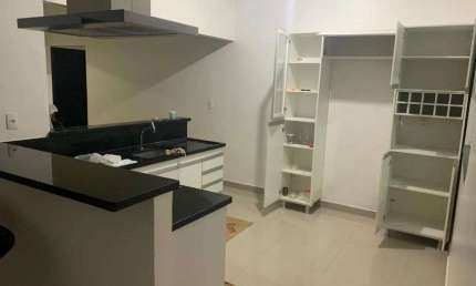 Vendo Casa Bairro: Real Parque (próx a avenida dupla, comércios, excelente localização.
