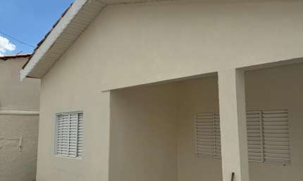 Locação ou Venda  Casa no CPA 02  Com 03 Quartos, sendo um suíte
