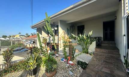 Casa à venda no bairro Capoeiras - Florianópolis/SC