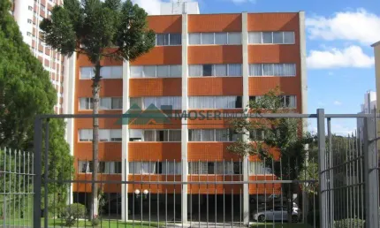 Apartamento com 3 quartos para alugar, 134.90 m2 por R$ 2950.00 - Juveve - Curitiba/PR