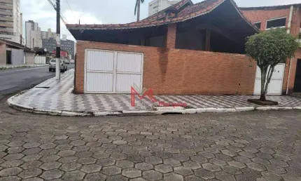 Casa com 3 dormitórios à venda, 200 m² por R$ 600.000,00 - Aviação - Praia Grande/SP