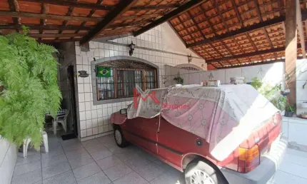 Casa Geminada com 2 dormitórios, sendo 1 Suíte  à venda, 96 m² por R$ 430.000 - Ocian - Praia Grande/SP