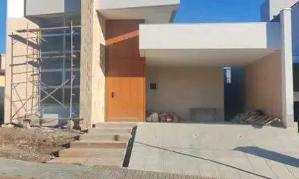Casa à venda no bairro Villa Lucchese - Gravataí/RS