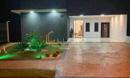 Casa em condomínio fechado com 3 quartos à venda no Centro, Piratininga 
