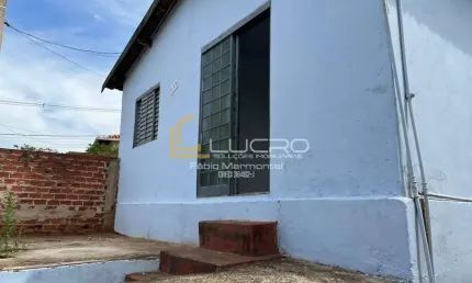 Casa para venda com 270 m² e 3 quartos no centro, agudos - sp