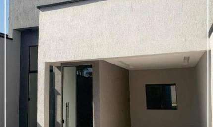 Casa à venda no Setor Parque das Flores – Goiânia | 3 quartos, espaço gourmet e fino acabamento