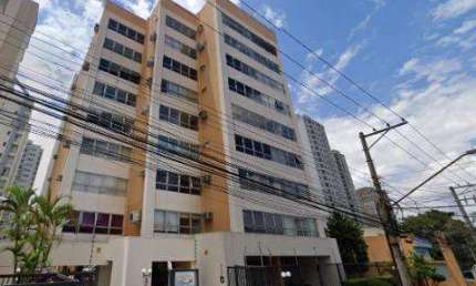 VENDA DE SALA COMERCIAL NO EDIFÍCIO CENTER III, EM GUARULHOS/SP, 48m² c/ escritório, copa, toilete e acesso fácil ao centro de Guarulhos. CONSULTE-NOS