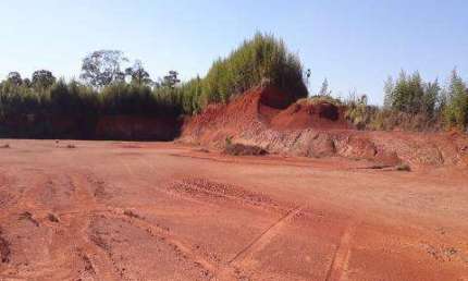TERRENO A VENDA BAIRRO DO PORTÃO ARUJÁ com área de 50.944m². Terreno totalmente documentado. CONSULTE-NOS.