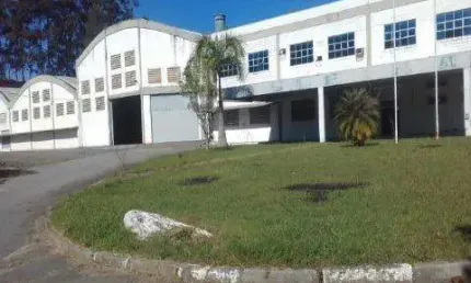 VENDA E LOCAÇÃO DE GALPÃO INDUSTRIAL EM ITAQUAQUECETUBA/SP, 42.000m² com ZUP I, podendo ser utilizado para galpõa, depósito ou armazém. CONSULTE-NOS.