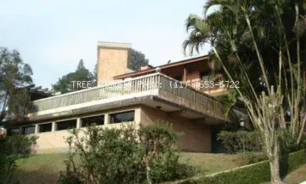 VENDA DE CASA SOBRADADA CONDOMÍNIO ARUJAZINHO IV ARUJÁ/SP, distribuídos em 3 dormitórios todos com armários embutidos, assoalho. CONSULTE-NOS.