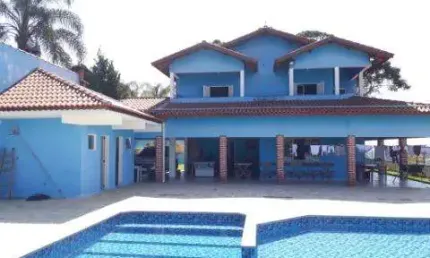 VENDA DE CHÁCARA NO MONTE NEGRO, EM ST. ISABEL/SP, 2 lotes com A/T 4.600m², casa principal c/ suítes, casa de caseiro, piscina e quadra. CONSULTE-NOS.