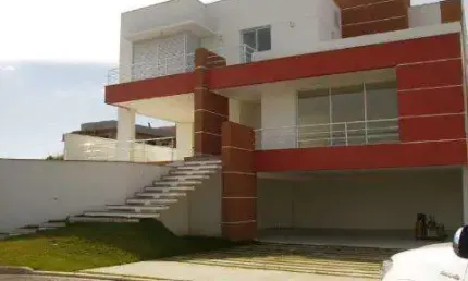 Venda de sobrado no condomínio verdes lagos, em arujá/sp, com 453m², 05 suítes, piscina, churrasqueira, 03 salas e 04 vagas cobertas, consulte-nos.
