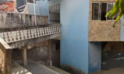 Venda de casa no jordanópolis, em arujá/sp, 300m² com 3 quartos, suíte com closet, sala de estar, espaço gourmet e 03 vagas cobertas. consulte-nos.