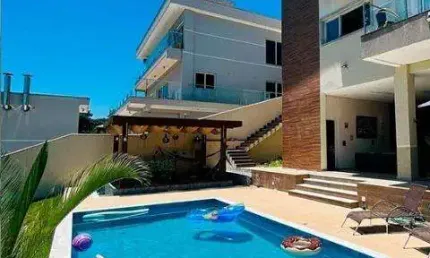 VENDA DE CASA DE ALTO PADRÃO NO CONDOMÍNIO ECOLÓGICO DA CANTAREIRA, EM MAIRIPORÃ/SP, 600m² c/ 4 quartos, ofurôs, churrasqueira e 4 vagas. CONSULTE-NOS