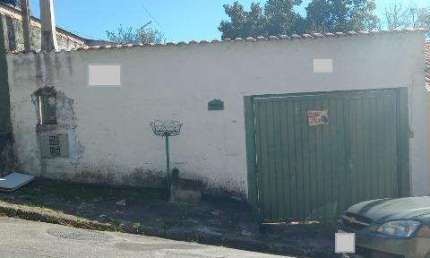 VENDA DE CASA NO ARUJAMÉRICA, EM ARUJÁ/SP 66,40m², com quarto e cozinha amplos, banheiro social, lavanderia coberta e 02 vagas p/ autos. CONSULTE-NOS
