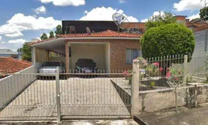VENDA DE CASA TÉRREA NA VILA RIMAN, EM ARUJÁ/SP, 400m², 3 quartos, suíte, planejados. CONSULTE-NOS.
