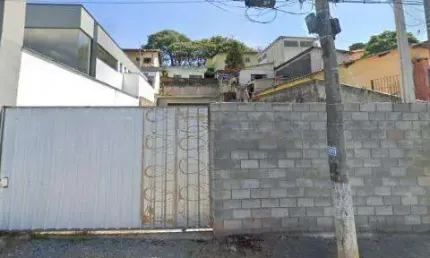 LOCAÇÃO DE TERRENO PLANO NO JARDIM RINCÃO, EM ARUJÁ/SP, com 300m², murado. CONSULTE-NOS.