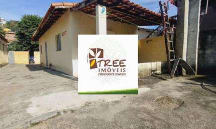 VENDA DE CASAS TÉRREAS NA VILA ORLANDA, EM SANTA ISABEL/SP, 500m² com quarto, banheiro, sala de estar, cozinha americana e fogão a lenha. CONSULTE-NOS