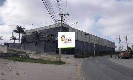 LOCAÇÃO DE GALPÃO COMERCIAL NO TABOÃO, EM MOGI DAS CRUZES/SP, 7.530m² com pateo de 2.000m², área fabril de 4.500m², 03 docas e ZUP 1. CONSULTE-NOS.