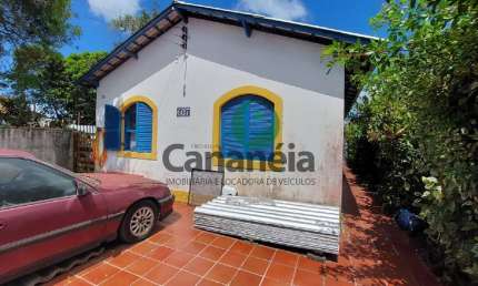 Ótima casa em estilo colonial, disponível para venda, 6 dormitórios - bairro Rocio - Cananéia - Litoral Sul de SP