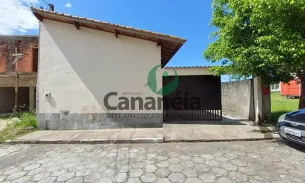 Salão comercial disponível para venda no Centro de Cananéia - Litoral Sul de SP