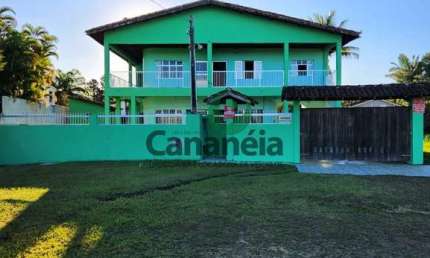 Imóvel para venda com vista para o mar no Recanto da Ilha sendo 3 casas integradas + 1 suíte externa - Cananéia/SP