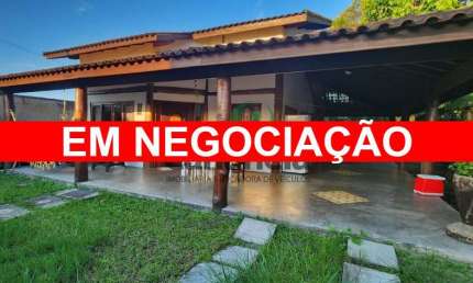Casa para locação fixa com 4 dormitórios (1 suíte) no Carijó - Cananéia-SP