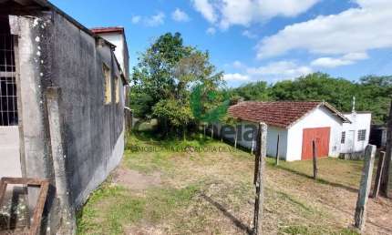 Terreno com 264,00 m² no Centro de Cananéia, com frente para o rio