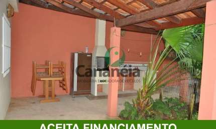 Imóvel disponível para venda no Acaraú - Cananéia / SP - 2 casas de 1 dormitório e demais dependências