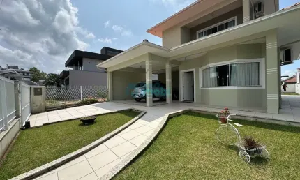 Casa com 4 dormitórios, 209m², pedra branca, palhoça, sc