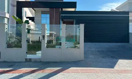 Casa com 4 quartos à venda em Pedra Branca, Palhoça 