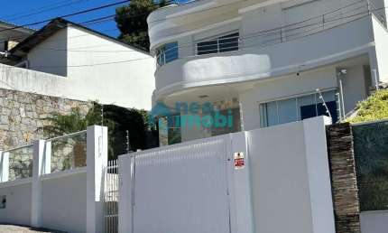 Casa com 3 quartos à venda no Canto, Florianópolis 