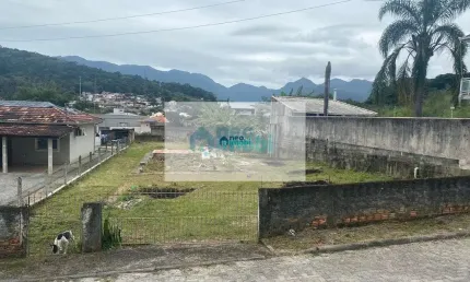 Terreno  de 833m2 à venda no Alto Aririú – Palhoça/SC