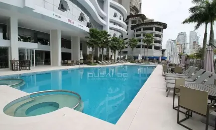 Exclusivo frente mar na barra sul. 4 suites frente mar locaçao anual valor r$39.