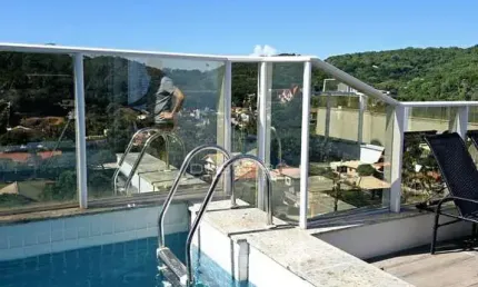 Mobiliada de alto padrão com piscina privativa 190m² 4 suítes - cabeçudas, itajaí - sc
