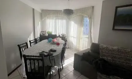 Próximo a roda gigante 60m² 2 suites 1 vaga no bairro pioneiros em balneário camboriú