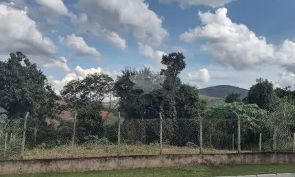 Terreno em condomínio fechado à venda no Condomínio Portal dos Nobres, Atibaia  por R$ 375.000
