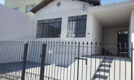 Casa com 3 quartos à venda no Jardim Brasil, Atibaia , 150 m2 por R$ 760.000