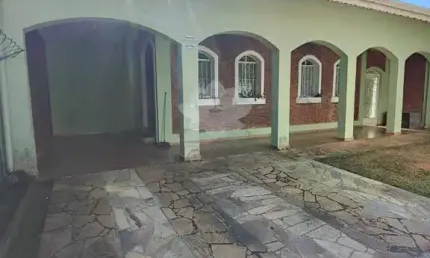 Casa com 3 quartos para alugar no Loteamento Loanda, Atibaia , 240 m2 por R$ 4.600