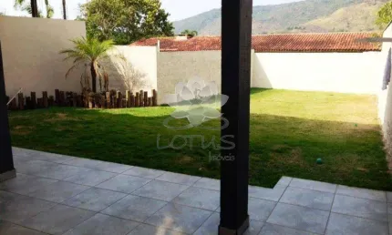 Casa com 4 quartos à venda na Vila Petrópolis, Atibaia , 200 m2 por R$ 1.170.000