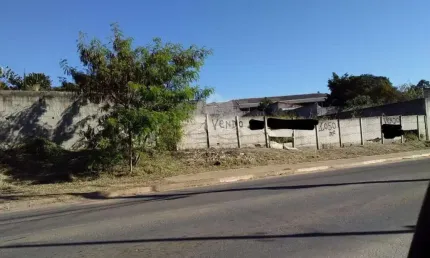 Terreno comercial à venda no Jardim Estância Brasil, Atibaia  por R$ 320.000