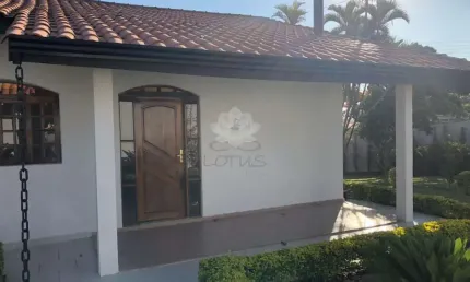 Casa com 3 quartos à venda na Vila Santista, Atibaia , 237 m2 por R$ 2.000.000