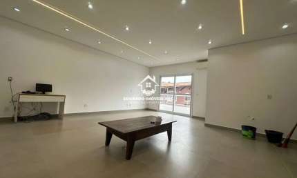 REF 8479- Sala comercial com 46 m². Banheiro. Ótima localização- Diadema