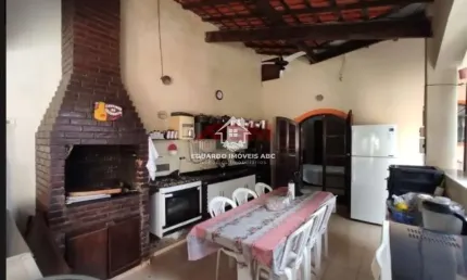 Ref 8534- 3 suítes. 5 vagas. ótima localização- itanhaém.