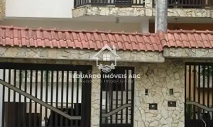 REF:8904.  Casa para Venda no bairro Centro, 4 dorm, 2 suíte, 6 vagas. Excelente oportunidade!