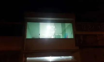 Sobrado para venda no alvarenga. 2 casas no quintal. 2 vagas de garagem.