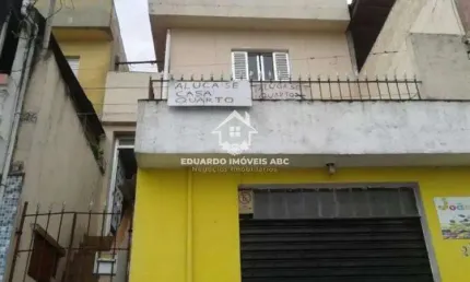 2 vagas na garagem. Salão comercial com 16². Diadema